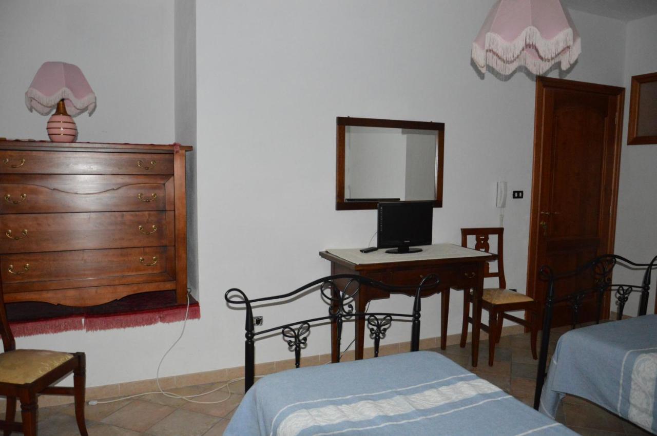 Sa Domo Tua Iun E5942 Bed and Breakfast Bonorva Eksteriør billede
